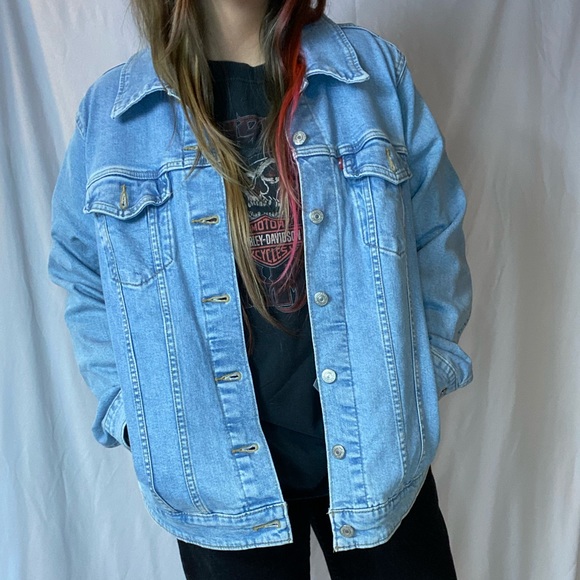 Levi's Jackets & Blazers - Levi’s Jean Jacket